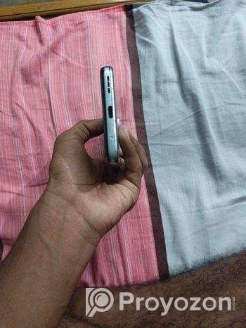 Lenovo k15 (Used)