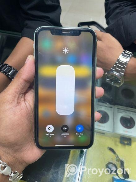 Apple iPhone 11 (Used)
