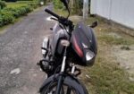 Bajaj Pulsar 150 . 2017