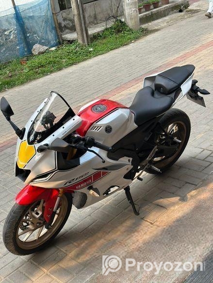 Yamaha R15 v4 wgp 2022