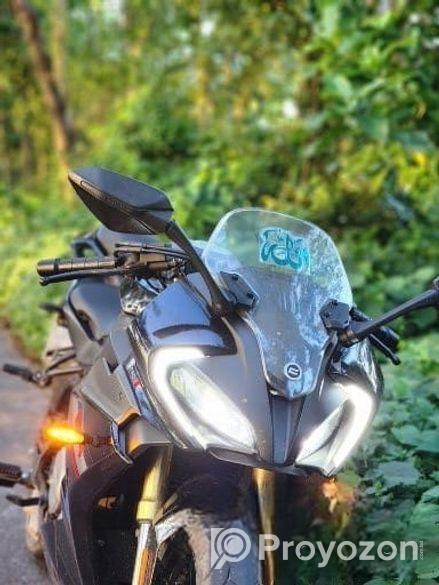 Suzuki CF MOTO 250SR 2024