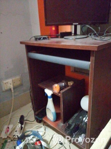 Computer Table