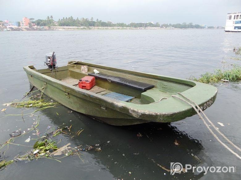 MB Green Tri-Shark