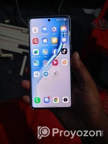 Tecno Camon 40 Pro (Used)