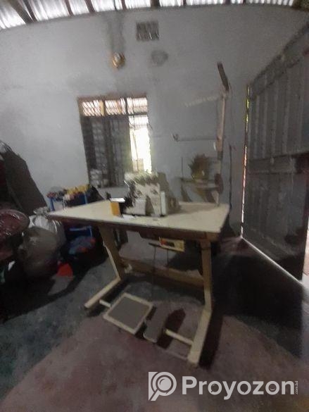 ৪ সুতা ওভার লক মেসিন
