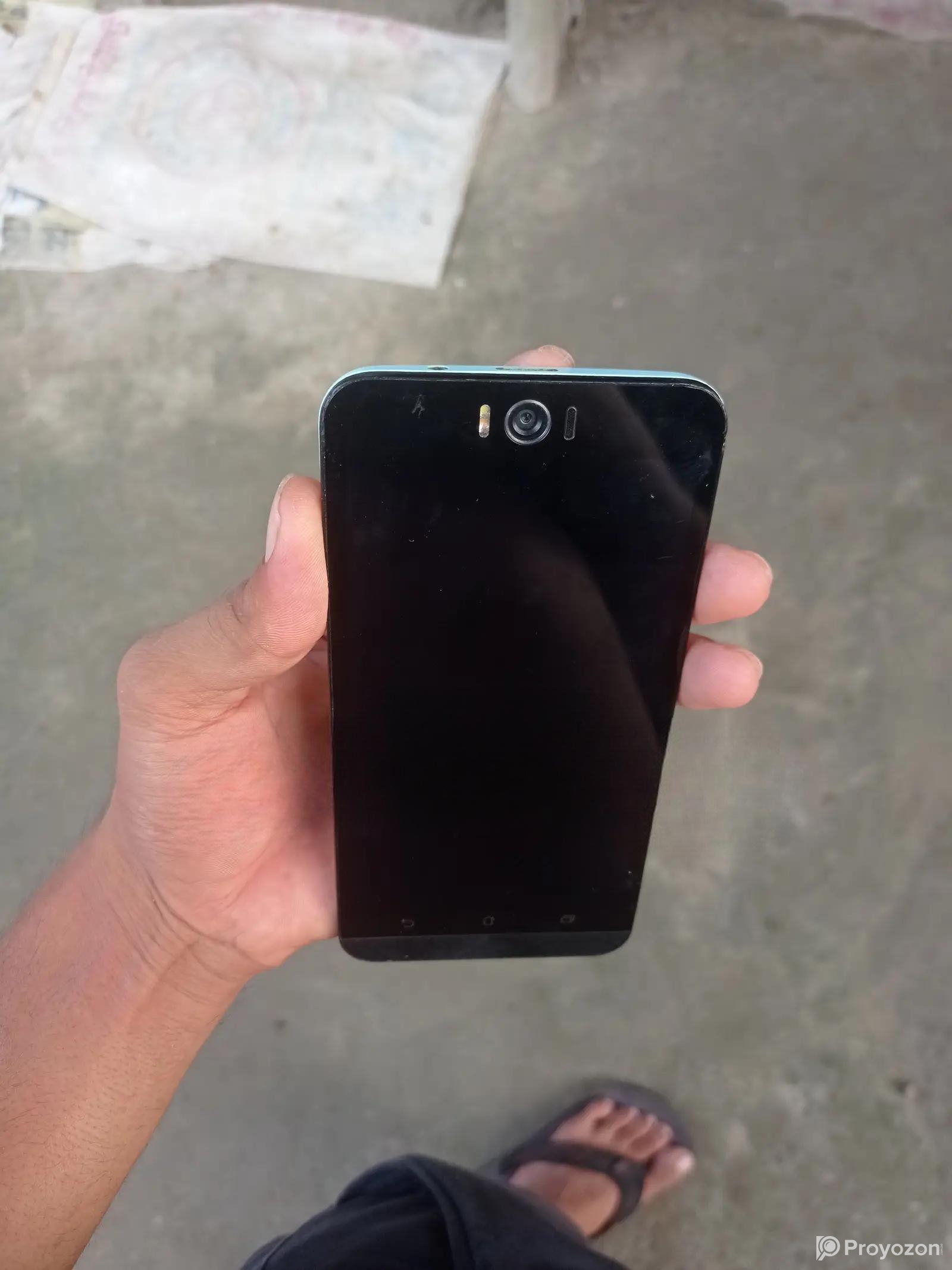 Asus ZenFone 4 Selfie 64 GB Blue