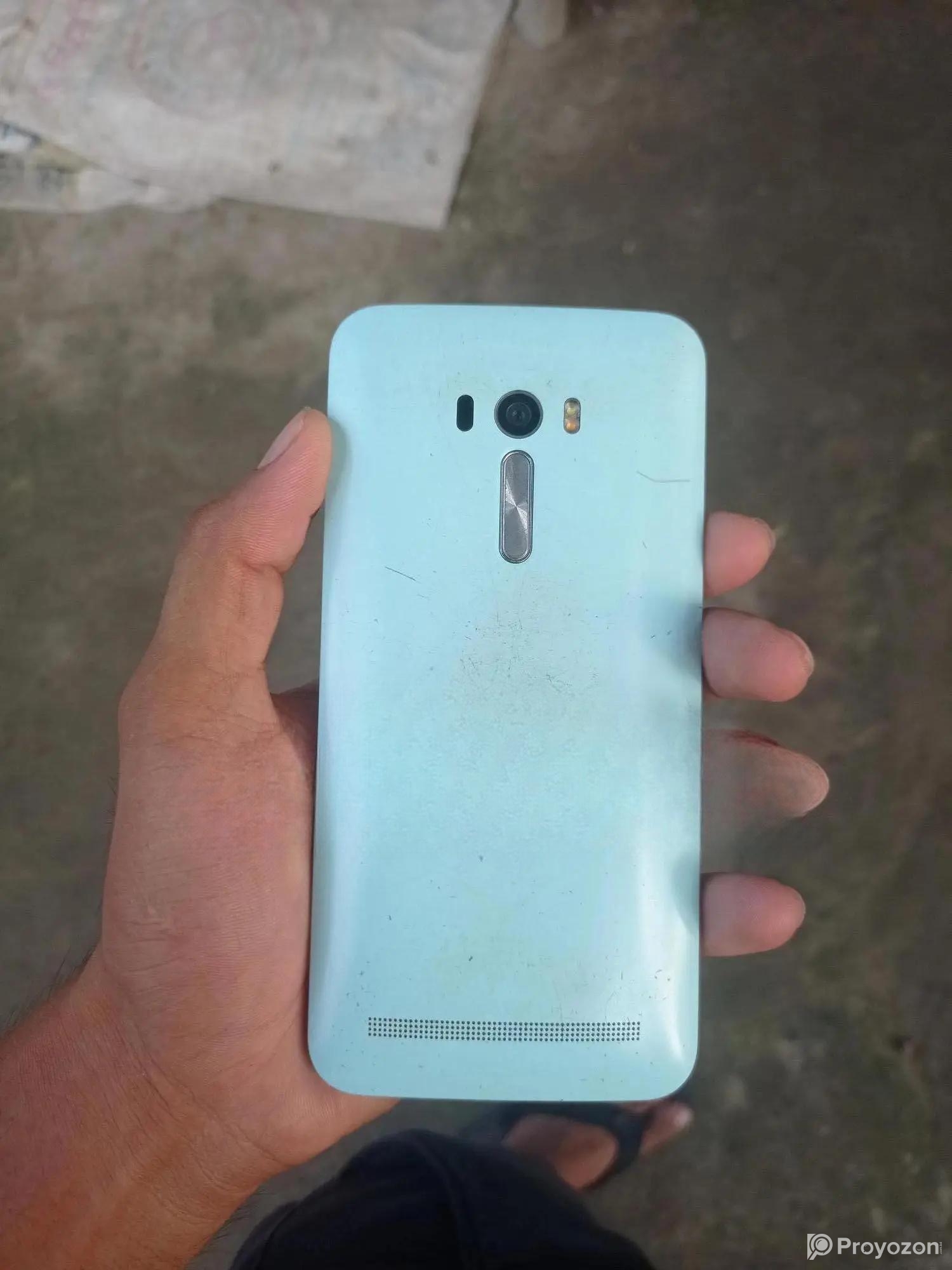 Asus ZenFone 4 Selfie 64 GB Blue