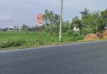 একটি জায়গা বাড়ি সহ বিক্রয় করা হবে।