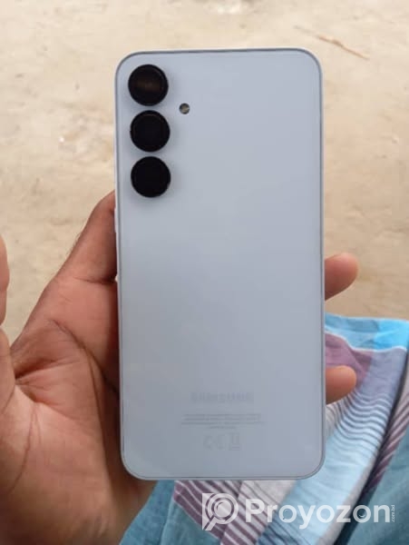 Samsung A35