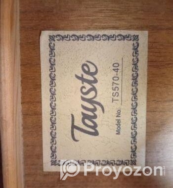 খুব কম দামে Authentic Guiter