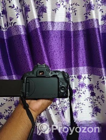 Canon 200D DSLR ক্যামেরা