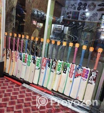 নাগিন সেপ ক্যাপ্টেনিস ক্রিকেট ব্যাট