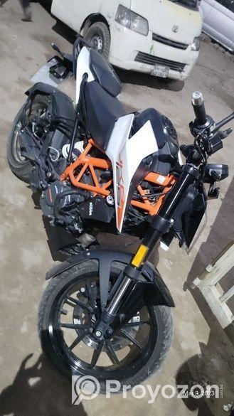 KTM Duke 125 ` 2022