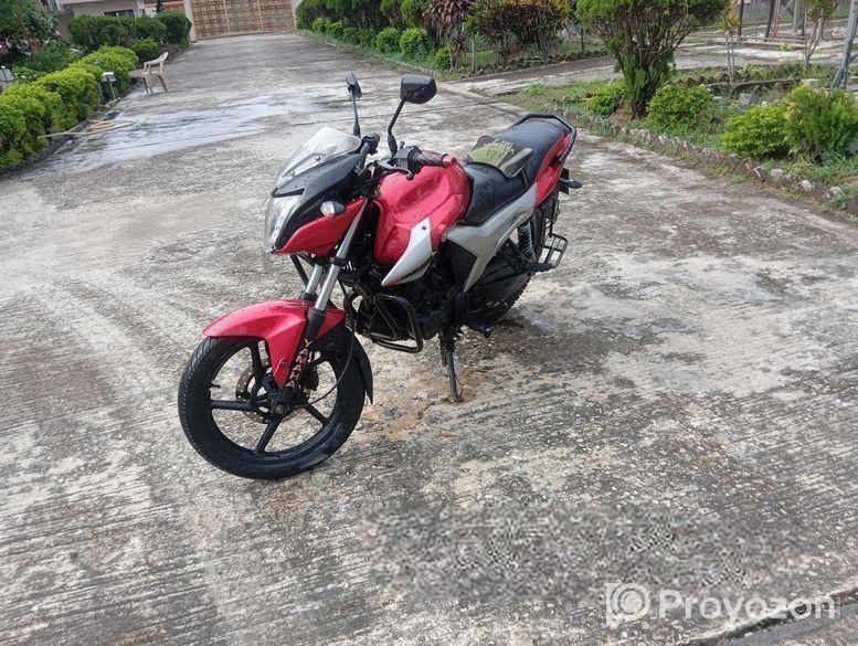 Yamaha SZR . 2011