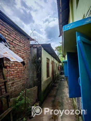 মেইন রাস্তার পাশে জমি বিক্রি করা হবে