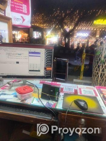 Desktop computer
