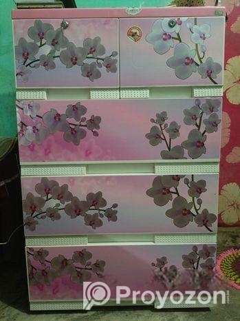 Wardrobe Sell