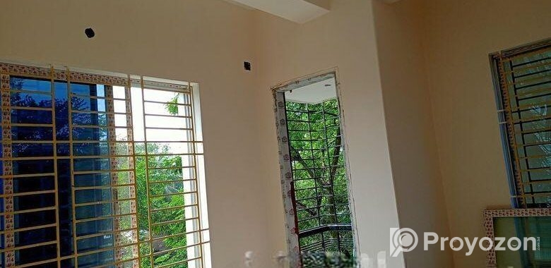 রং এর কাজ ও সেনেটারী এবং টাইলস করা হয়।