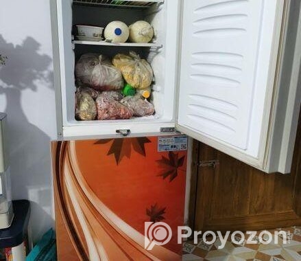 ভিশন 262 লিটার ফ্রিজ বিক্রি হবে।