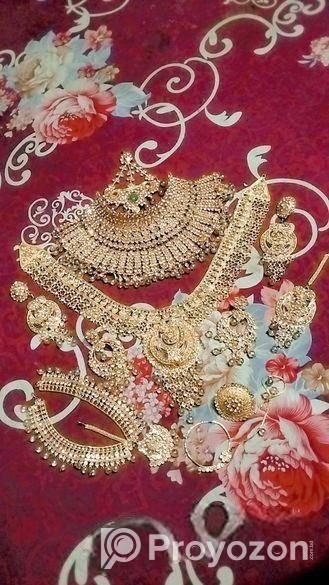 Necklace for sell