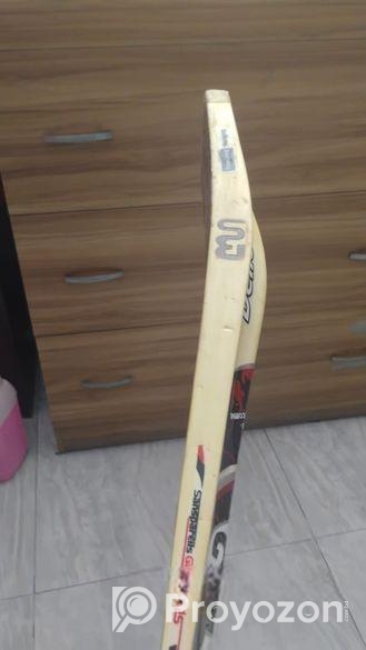 Tape tennis bat
