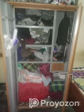 Almirah Sell