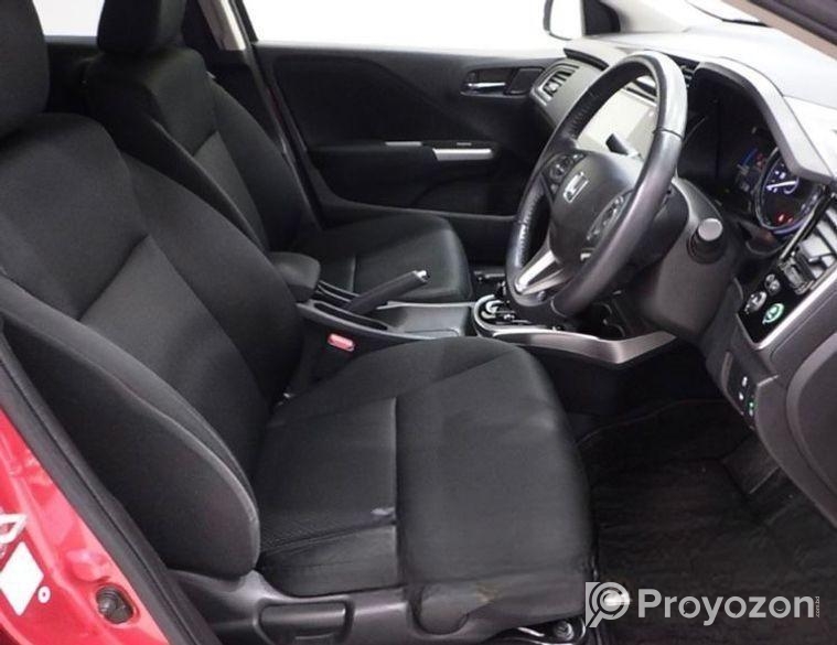 Honda Grace LX Red 4/61000 km 2020