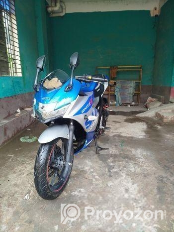Suzuki Gixxer SF 2022