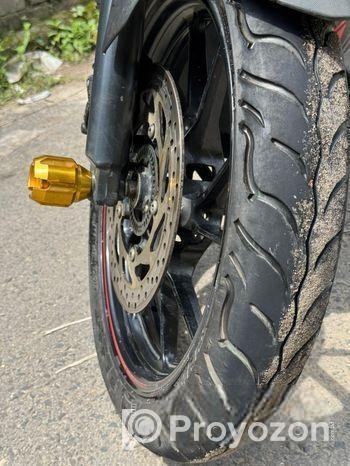 Yamaha R15 . 2020