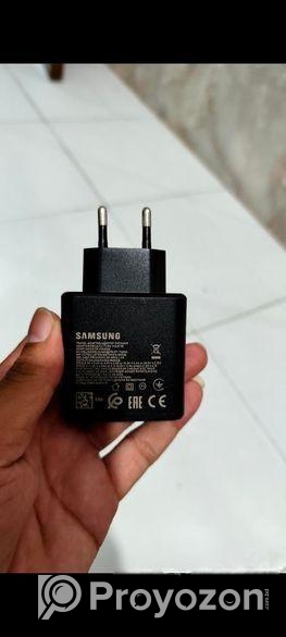 Charger
