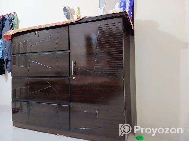 Wardrobe sell