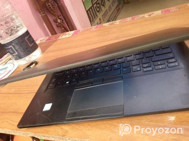 Dell Latitude 7400