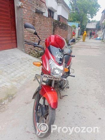 TVS Metro . 2017