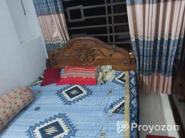 মেহগনি কাঠের খাট। ৫ফিট, ৭ফিট