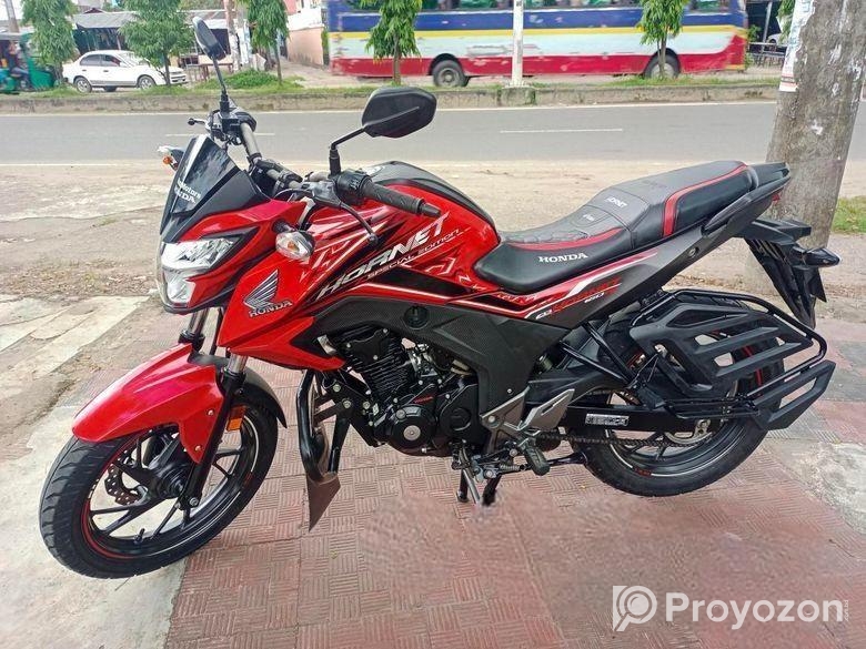Honda Hornet 2024