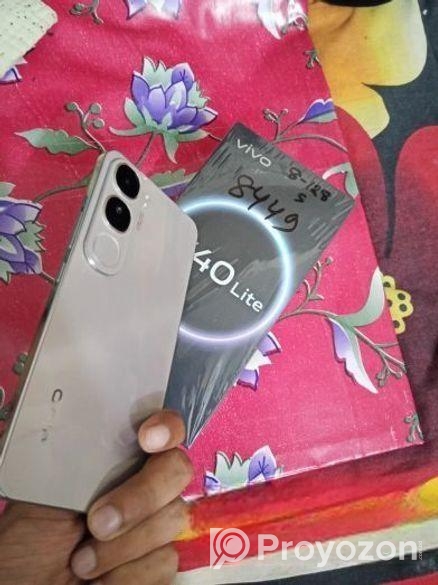 Vivo V40 lite (Used)