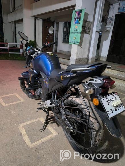 Yamaha FZs V2 . 2023