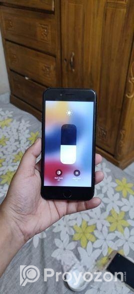 Apple iPhone 7 (Used)