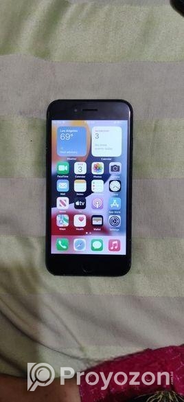 Apple iPhone 7 (Used)