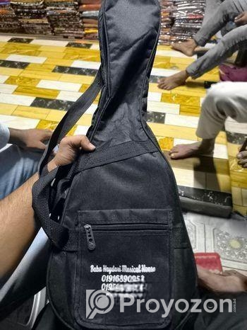 Ukulele বিক্রি করা হবে