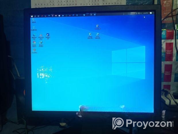 Dell Monitor 17″
