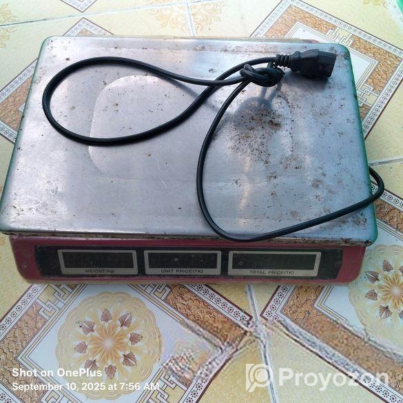 একটি স্কেল বিক্রি হবে