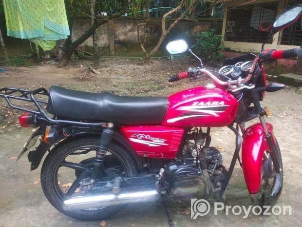 red Zaara motorcycle 2018