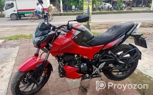 Hero Thriller 160R Refresh 2022