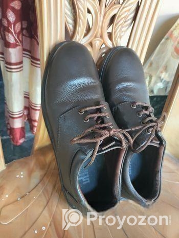 Leather shows