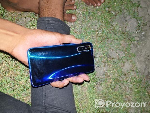 Realme XT (Used)