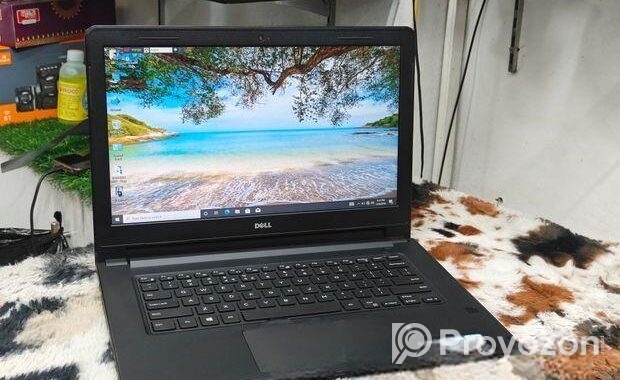 intel Core i5-7th Gen 8GB RAM SSD 256GB fresh cond