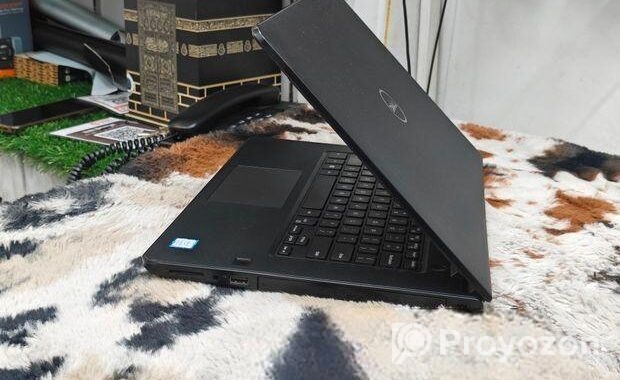 intel Core i5-7th Gen 8GB RAM SSD 256GB fresh cond