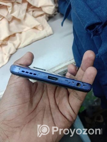 Vivo Y21 ‘ (Used)