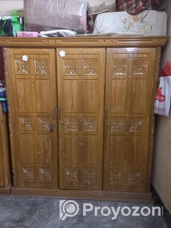 তিন পার্টের আলমিরা
